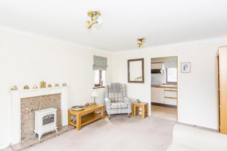 (Lounge/Diner Photo Two)