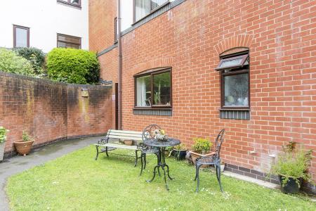 (Communal Gardens Photo)