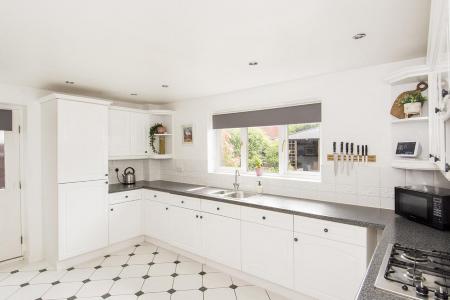 (Kitchen Breakfast Room Photo Two)