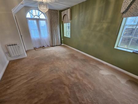 Lounge/Diner (Photo 2)