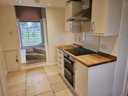 Kitchen/Breakfast Room (Photo 2)