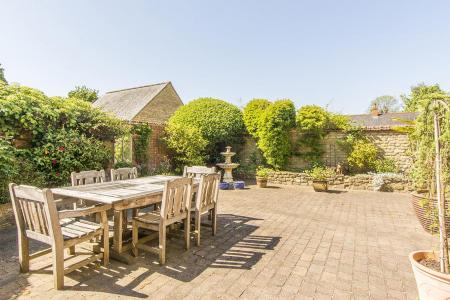 Further Courtyard Garden