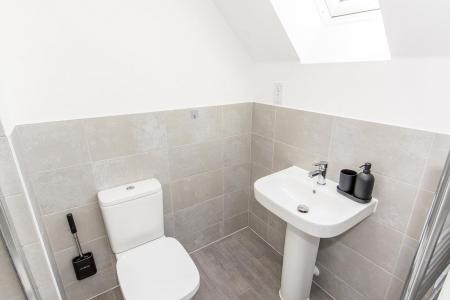 Ensuite Shower Room