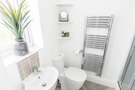 Master Ensuite