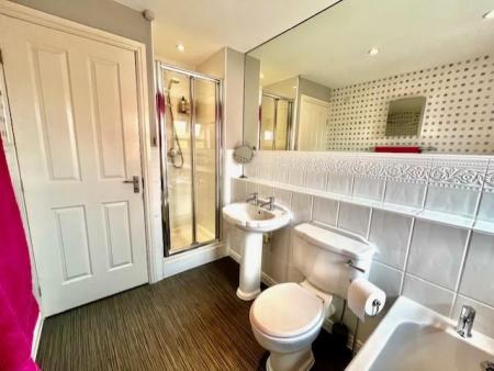 (Master En-Suite Photo Two)
