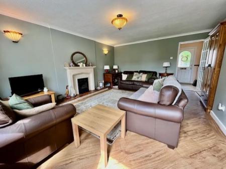 (Lounge Photo Two)