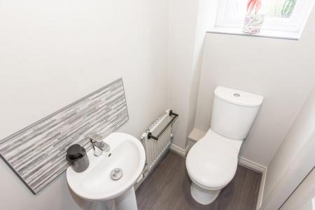 Ground Floor W/C / Utility Room