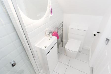 Master En-Suite