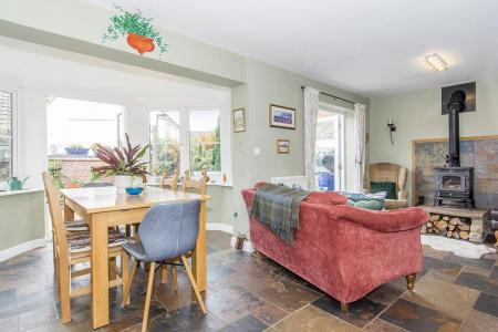 Extended Dining Area