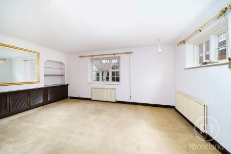 Media image 02