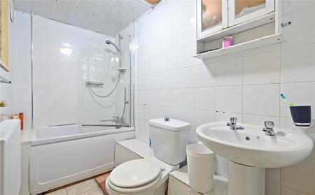 Lower G/F Bathroom