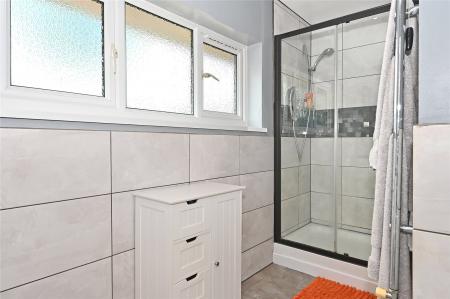 Ensuite Shower Room