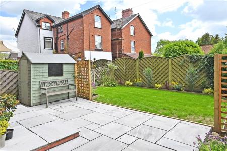 Rear Patio Garden