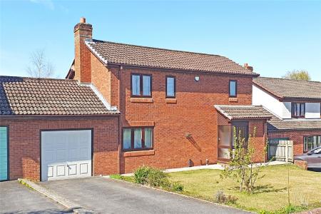 54 Woodlands