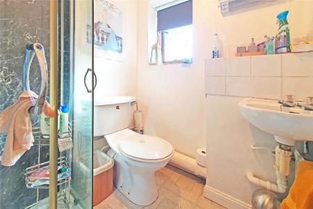 Ensuite Shower Room