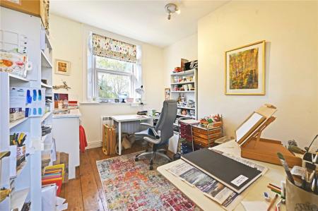 Studio / Study