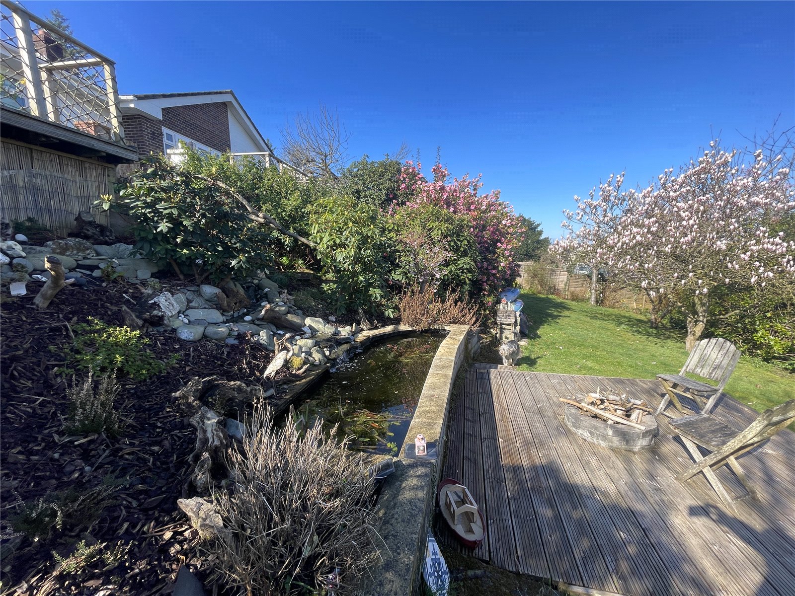 3 bedroom Detached Bungalow for sale in Borth