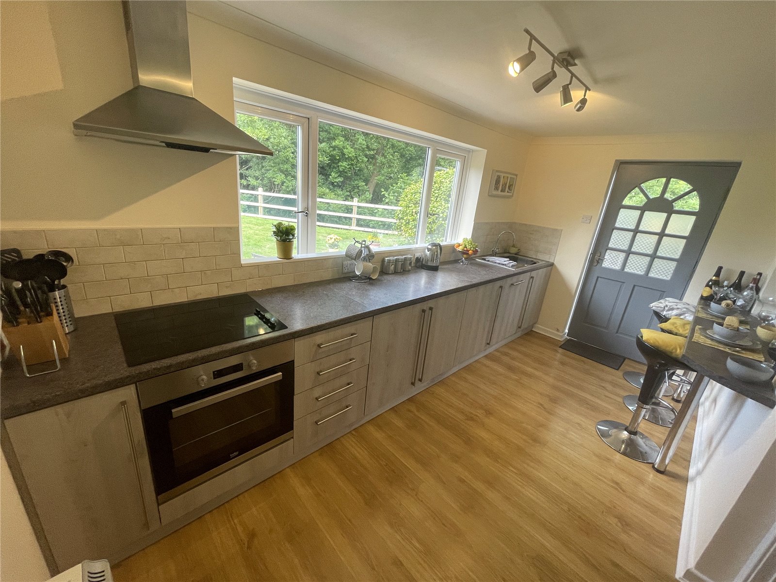 3 bedroom End of Terrace House for sale in Ceredigion
