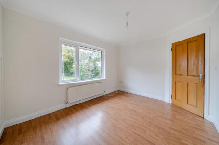 1366001-16-68f616...