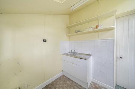 1348182-20-68c035...