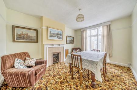 1348182-7-68c033b...