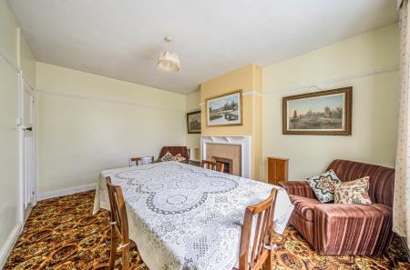 1348182-8-68c033c...