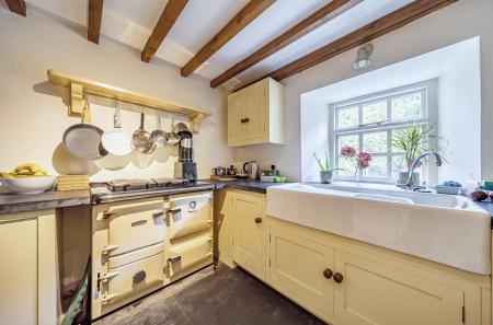 1362744-2-68ee922...