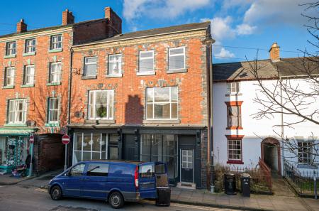 1404083-1-697a852...