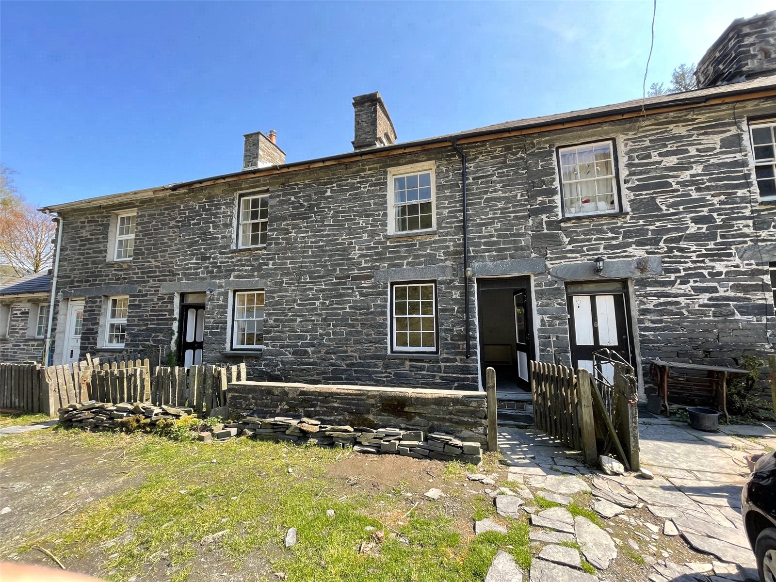 2 bedroom Terraced House for sale in Machynlleth