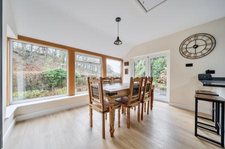 1384492-13-693c17...