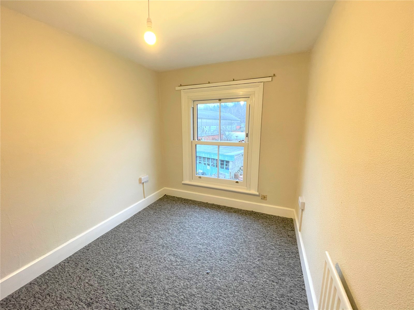 3 bedroom Terraced House for rent in Powys