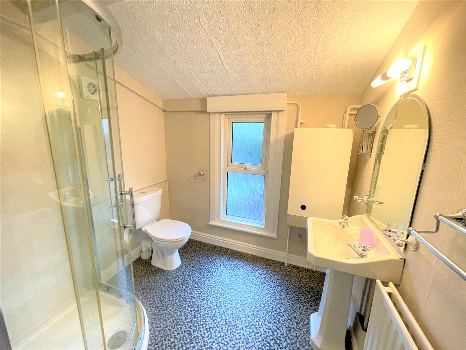 3 bedroom Terraced House for rent in Powys