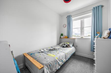 1343674-15-68b1d9...