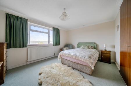 1343579-13-68b589...