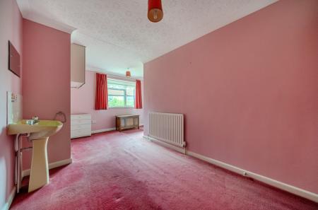 1343579-18-68b58a...