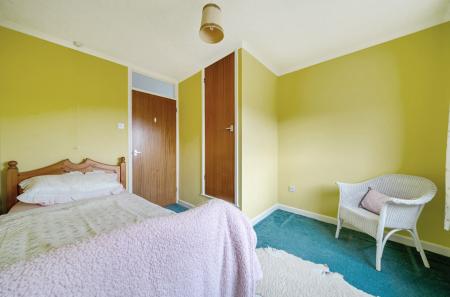 1343579-11-68b589...