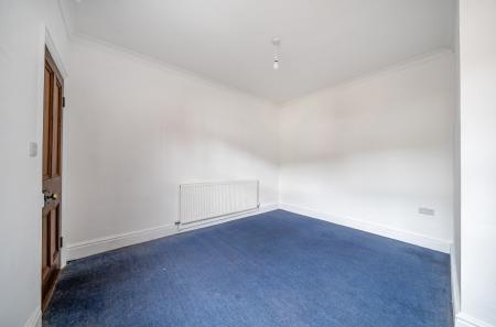 1347347-6-68b6fe1...