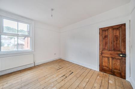 1347347-19-68b702...