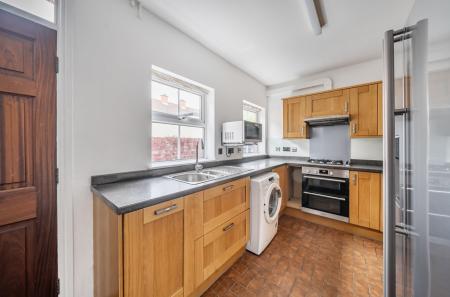 1347347-8-68b6fec...