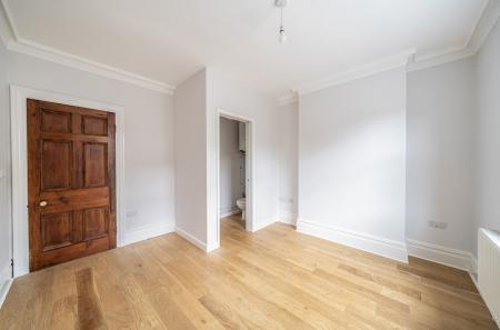 1347347-10-68b700...