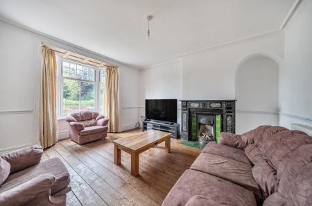 1347347-4-68b6fbf...