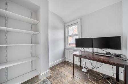 1347347-16-68b702...