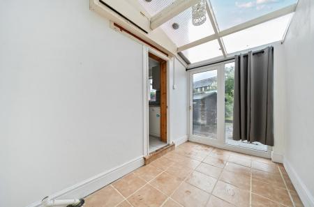 1345174-6-68b579b...