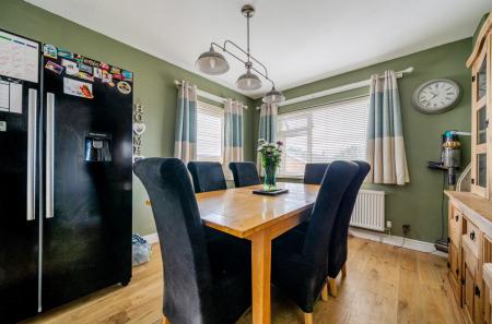 1347399-18-68b8a7...