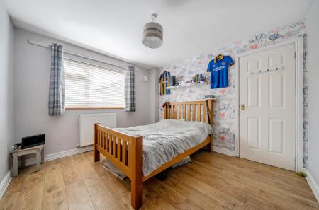 1347399-3-68b8a79...