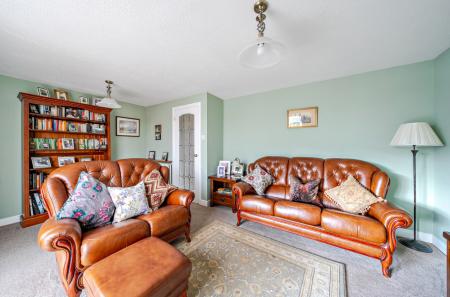 1350738-11-68c2bc...