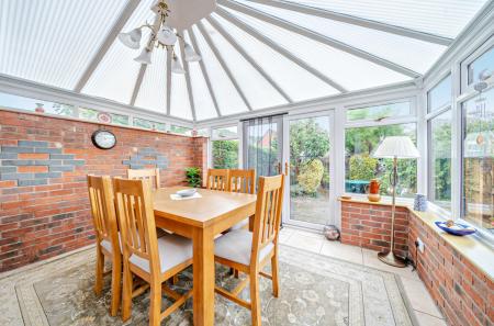 1350738-16-68c2bc...