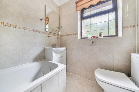 1357281-10-68d40a...