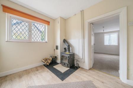 1360306-7-68dabd9...