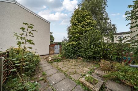 1361060-4-68dabe4...